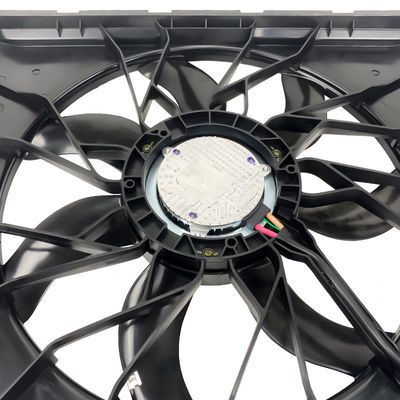พัดลมลดความเย็นรองเรเดียเตอร์ที่ทดสอบ 100% น้ําหนักรวม 600W สําหรับ Jeep Grand Cherokee