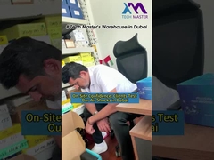 ลูกค้าในดูไบ กําลังติดตั้งและทดสอบเครื่องปรับอากาศของเราในสถานที่